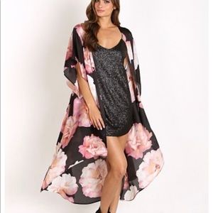 NWT Show Me Your Mumu, Final Rose Wrap/Kimono